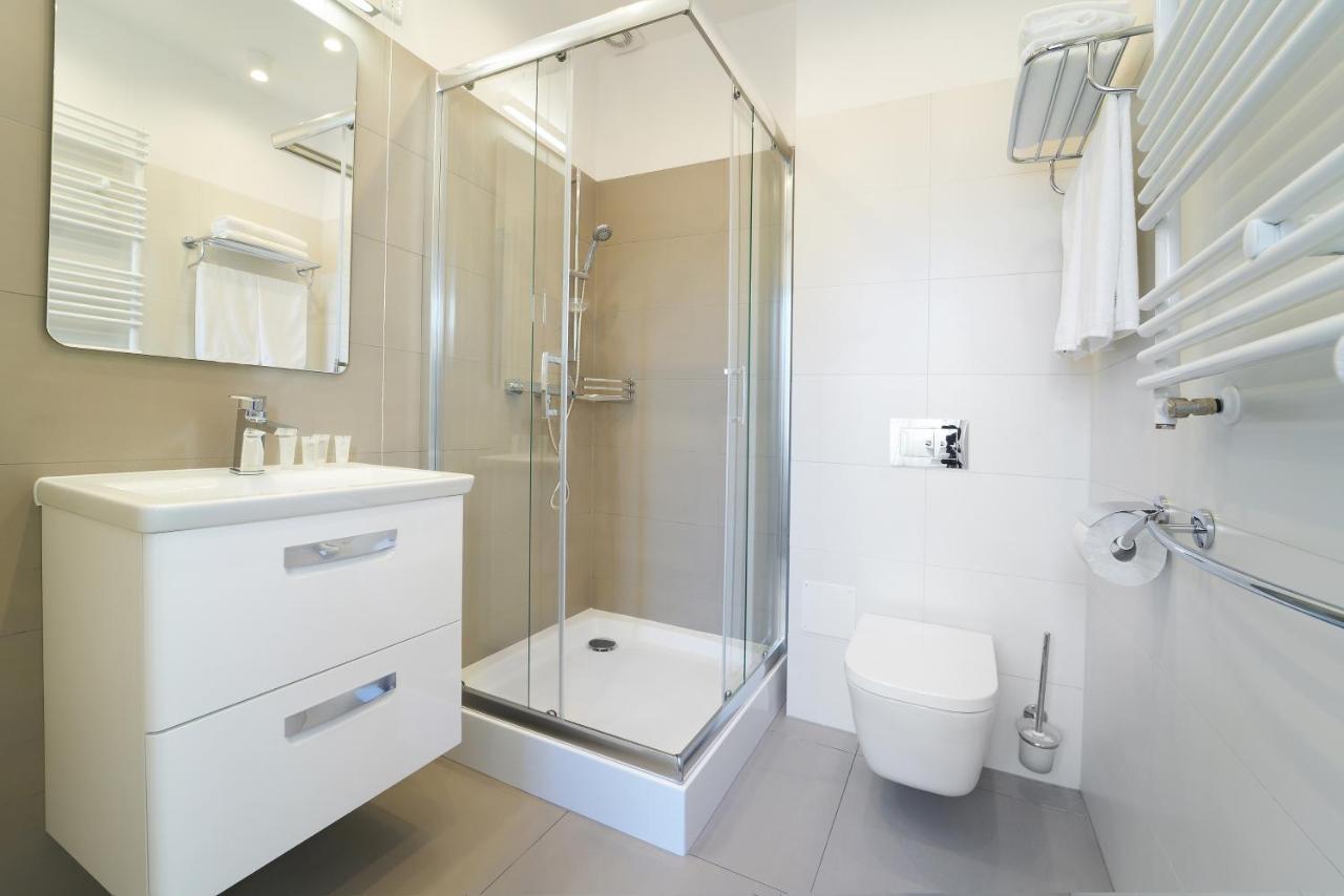 Dom Zdrojowy Aparthotel Jelenia Gora Ngoại thất bức ảnh